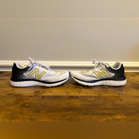 New Balance Fresh foam 680 V7 men’s size 8 - Picture 4 of 7